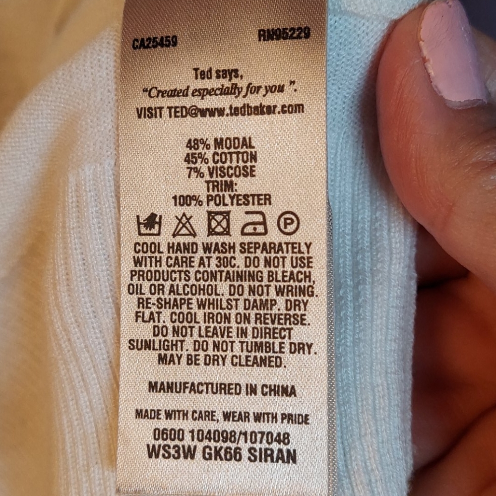 Sweater - Picture 5 of 8